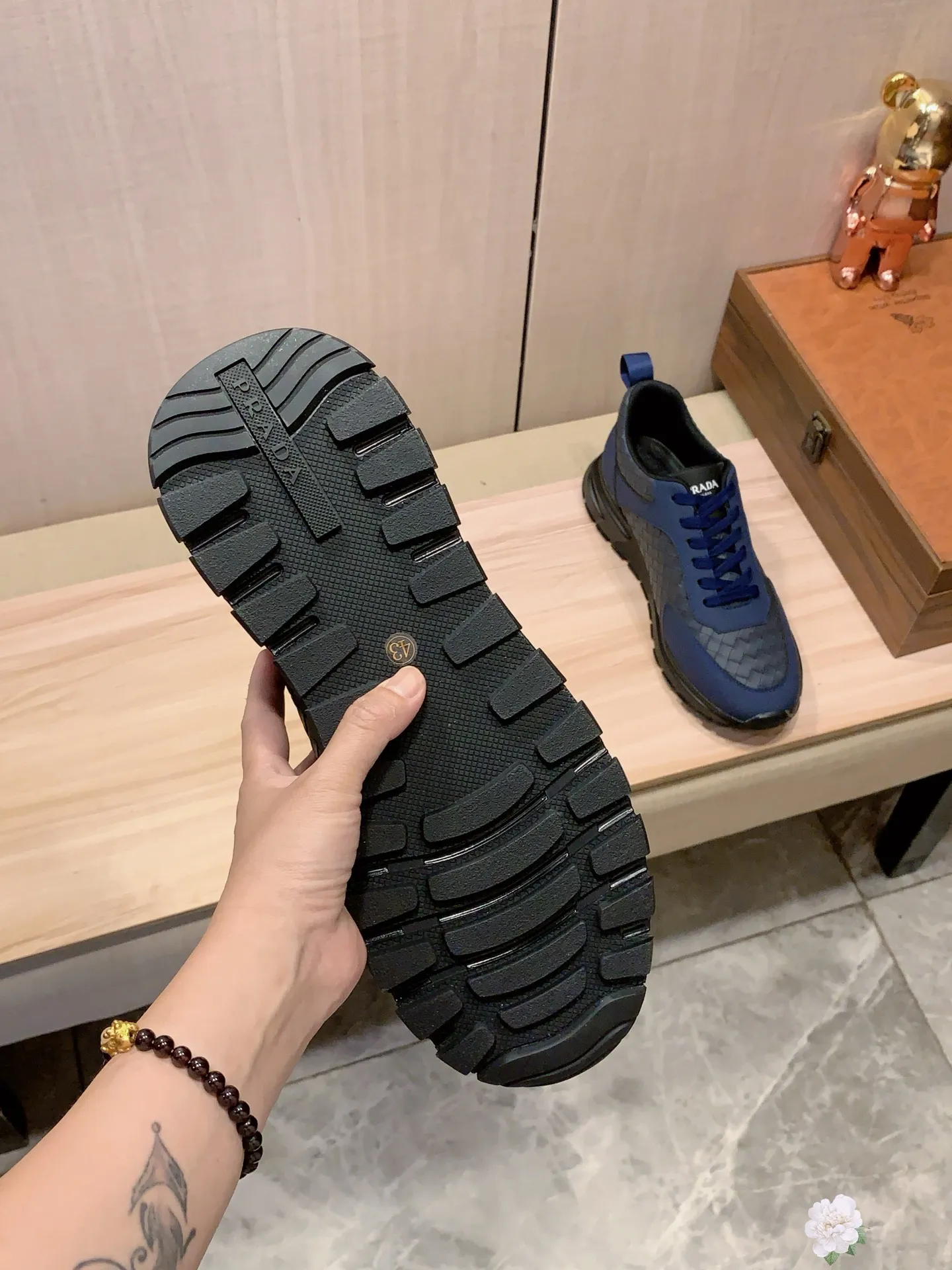 Men's men's shoes💰442💰💰🎩🎩[Lightning][Lightning] "PRADA*" The latest and most popular casual shoes, top brand [seduce] luxury~purchase, top~quality. [Strong] The upper is made of imported breathable cowhide with material ➕ breathable sheepskin feet (•) and fine workmanship. The original stylish and stylish soft rubber wear-resistant and non-slip outsole is light and comfortable on the feet. The real thing looks better when photographed in person. No. 0121: Code: 38-44, 3️⃣ colors selected